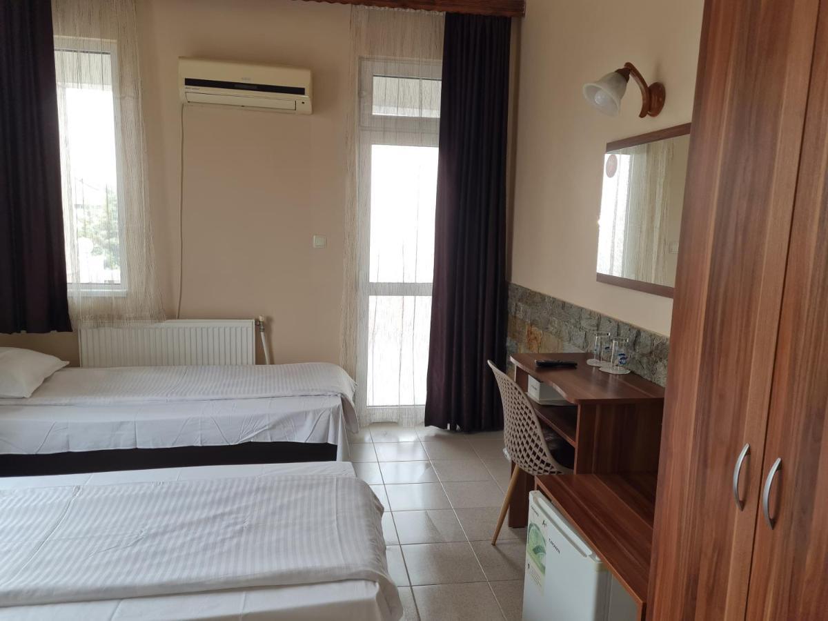 Family Hotel Zhelkovi - Olympia Kharmanli Esterno foto