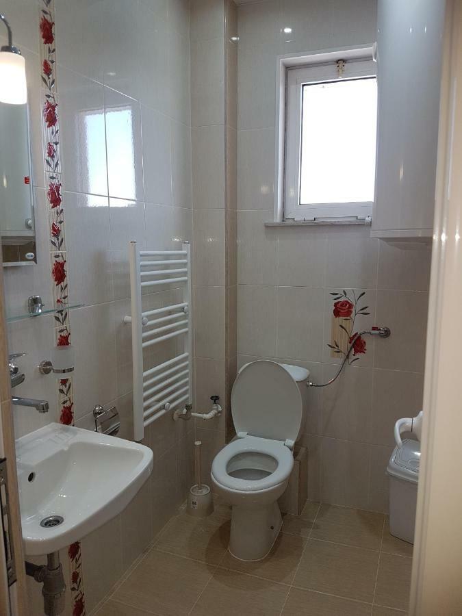 Family Hotel Zhelkovi - Olympia Kharmanli Esterno foto